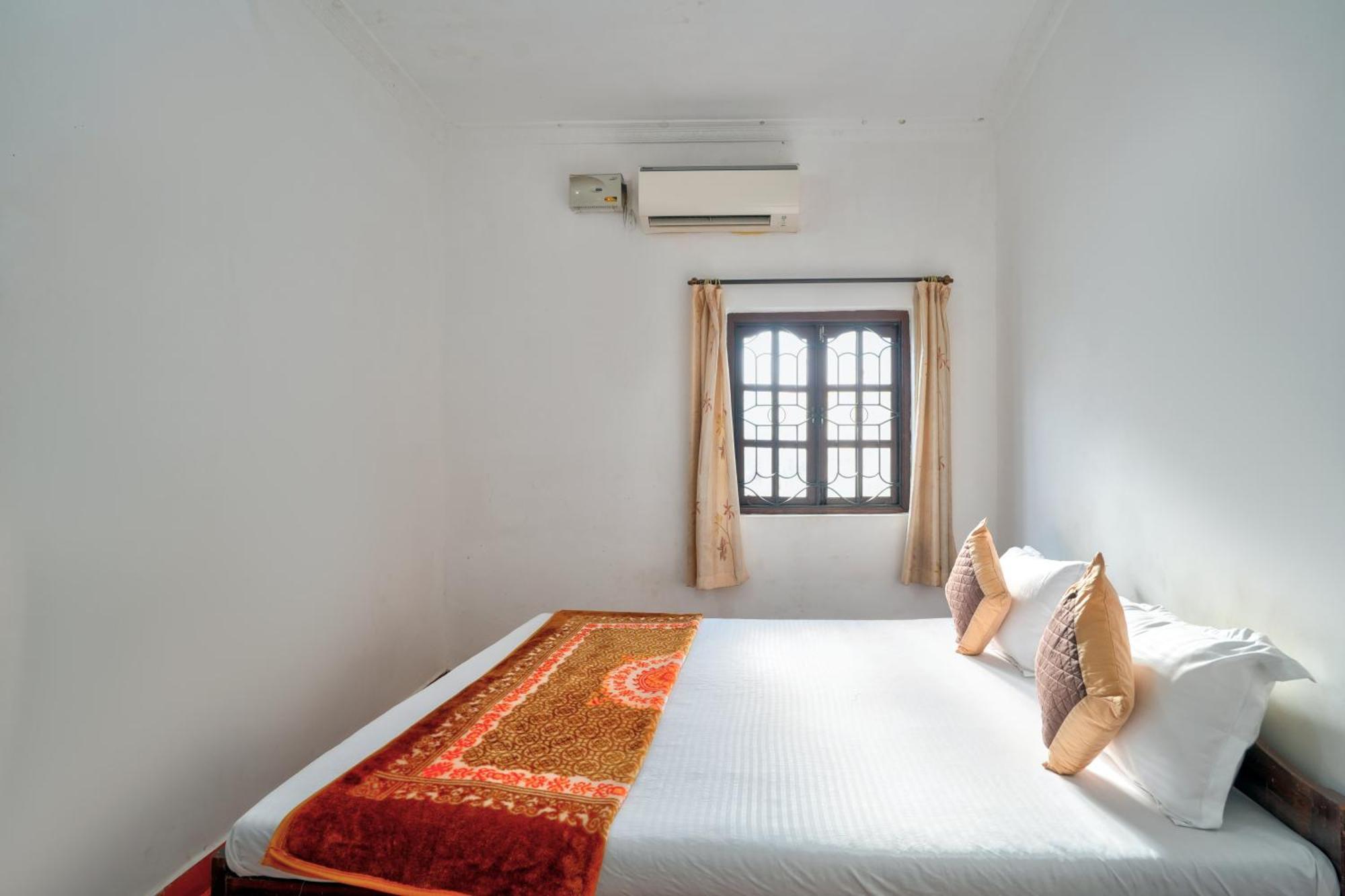 Om Sai Guest House Calangute Εξωτερικό φωτογραφία