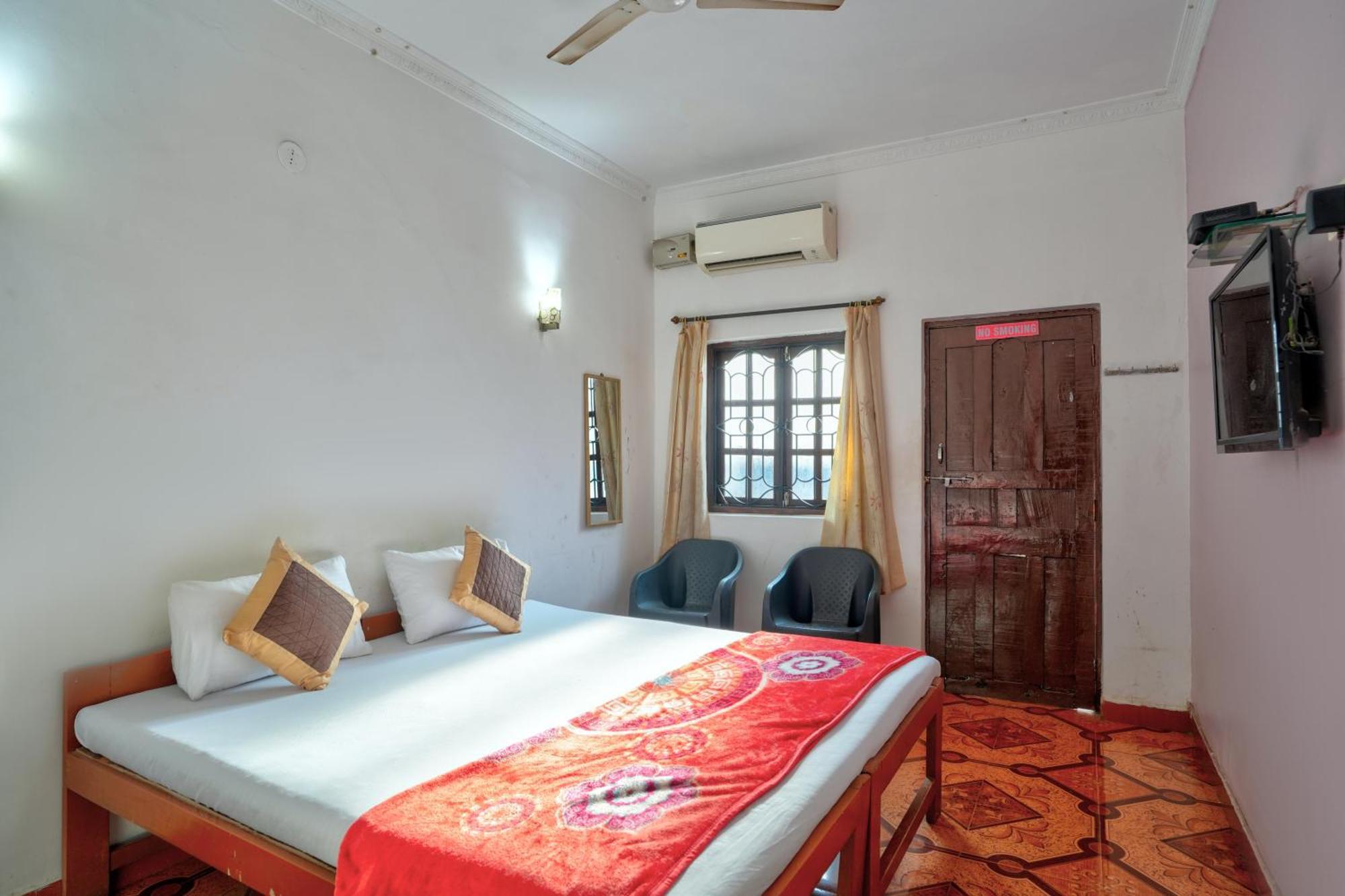 Om Sai Guest House Calangute Εξωτερικό φωτογραφία